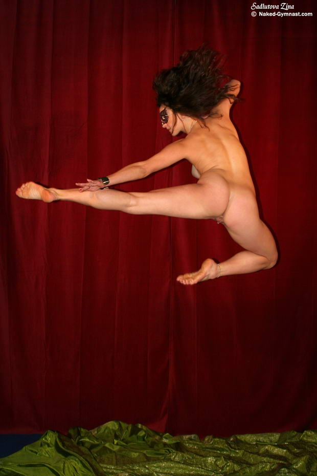 nude erotic girls with ballerinas